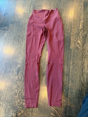 Lululemon leggings with pockets